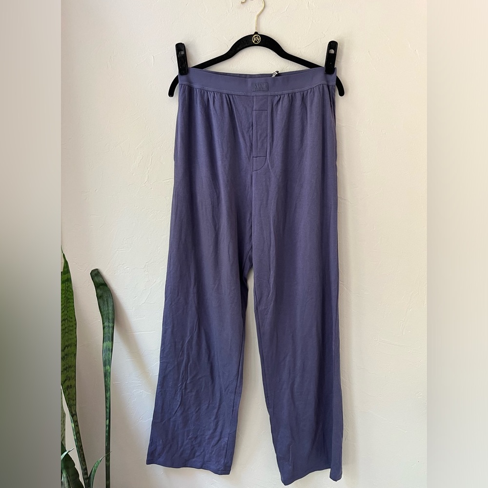 SKIMS Boyfriend Loose Pants in Sleet Size Small NWT